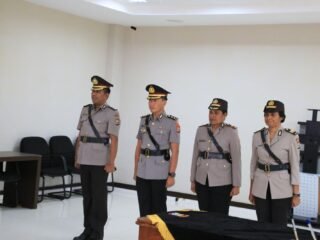 Kapolda Papua Barat Pimpin Upacara Sertijab dan Pelantikan PJU