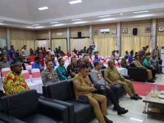 Kapolda Papua Barat Hadiri Pembukaan Pleno XIX Dewan Adat Papua Se-Tanah Papua di Kabupaten Teluk Wondama