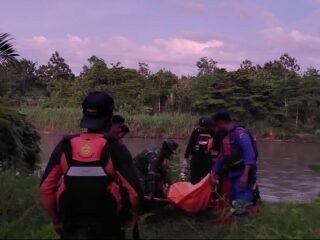 Tim SAR Gabungan Temukan Korban Tenggelam di Sungai Tor, Operasi Pencarian Resmi Berakhir
