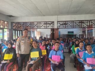 Kapolsek Bonggo Isi Materi MPLS, Tanamkan Literasi Digital dan Pencegahan Narkoba kepada Pelajar