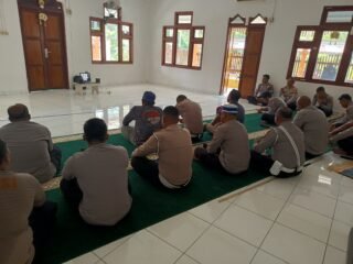 Dengan Yasin dan Tauziah, Personel Polres Sarmi Perkuat Iman dan Ketakwaan